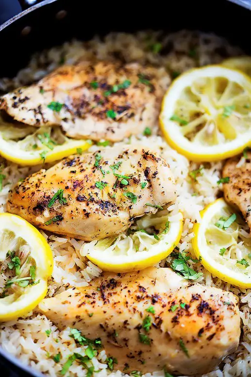 This Quick And Easy Lemon Herb Chicken & Rice Recipe Is A One-Pot Dinner That Your Family Will Love
