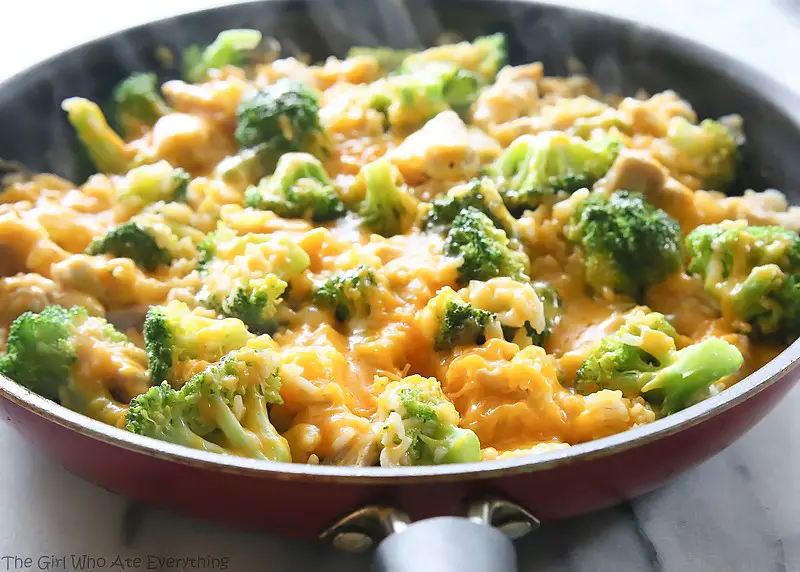 Simple One-Pan Cheesy Chicken, Broccoli And Rice Recipe For Really Busy Weeknights