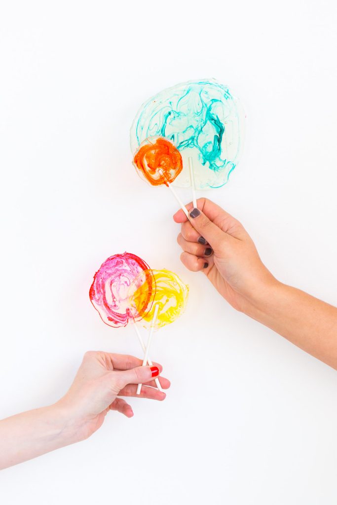 How To Make Colorful Tequila Lollipops