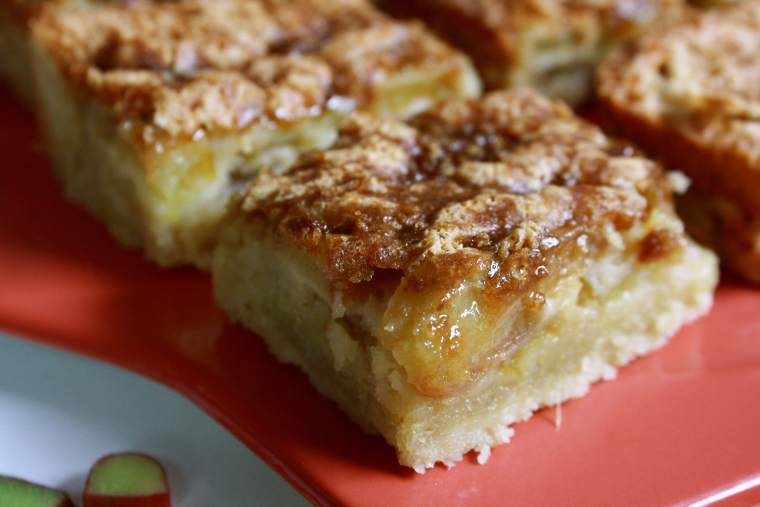 Vanilla Rhubarb Custard Bars
