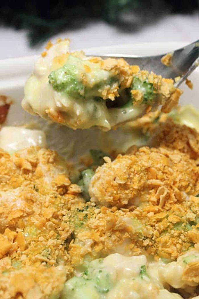 Easy Cheesy Chicken Broccoli Pasta Casserole