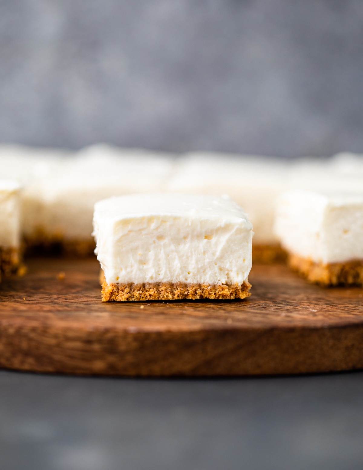 No-Bake Cheesecake Bars