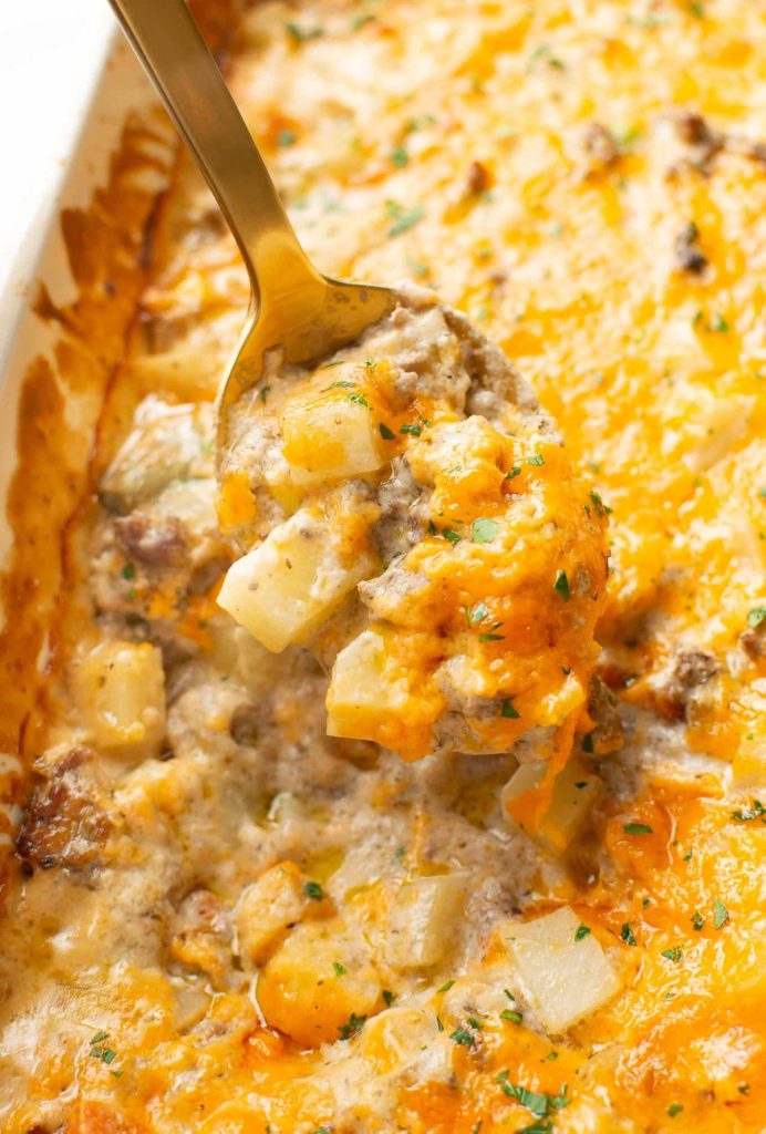 Cheesy Ground Beef and Potato Casserole by Natasha Bull