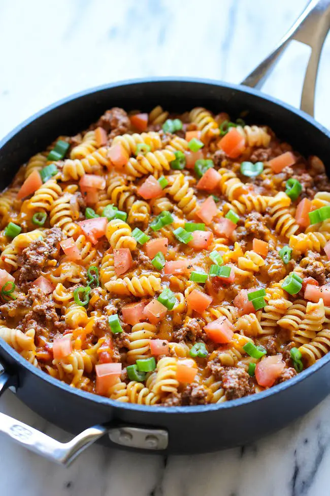 ONE POT CHEESEBURGER CASSEROLE