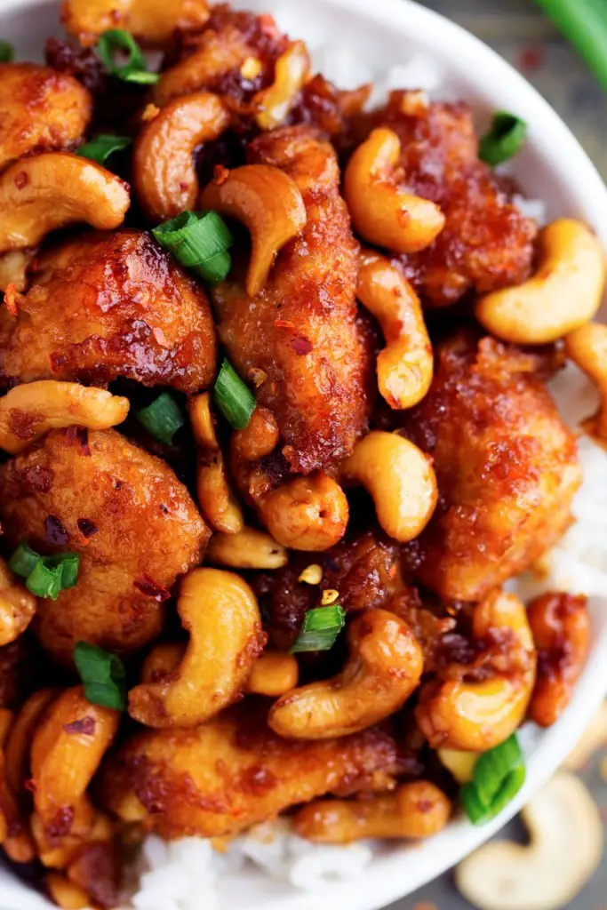 Simple And Delicious Slow Cooker Cashew Chicken