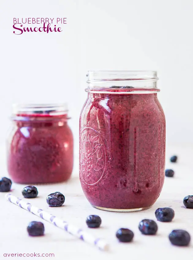 Blueberry Pie Smoothie (vegan, GF) - A healthy, no-sugar-added smoothie that tastes like a blueberry pie! So good!