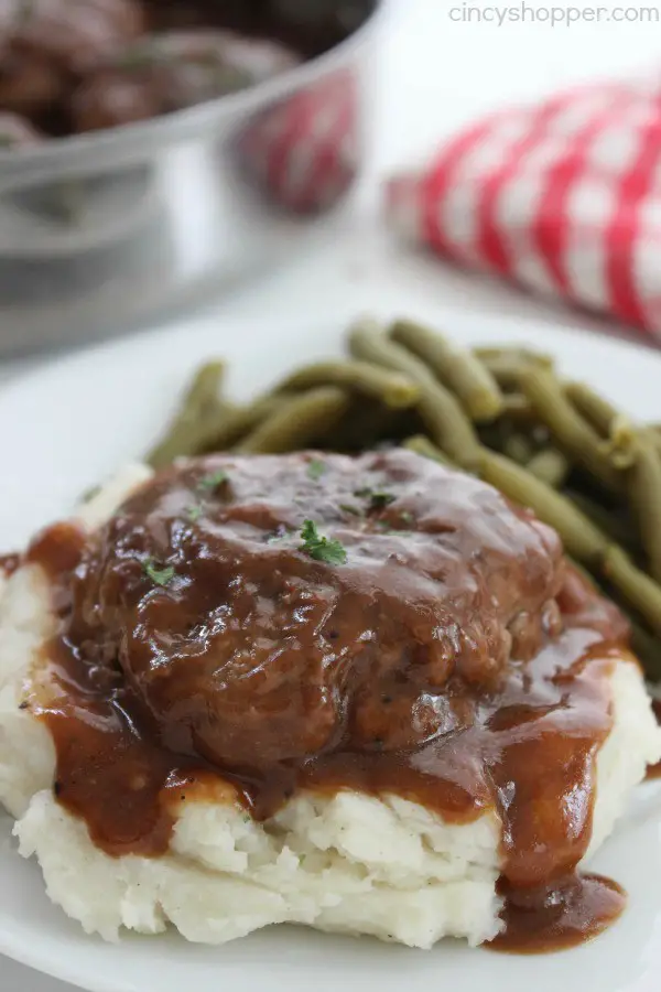Delicious And Easy Salisbury Steak To Make This Week