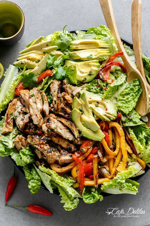 This Grilled Chilli Lime Chicken Fajita Salad Is Crazy Amazing!