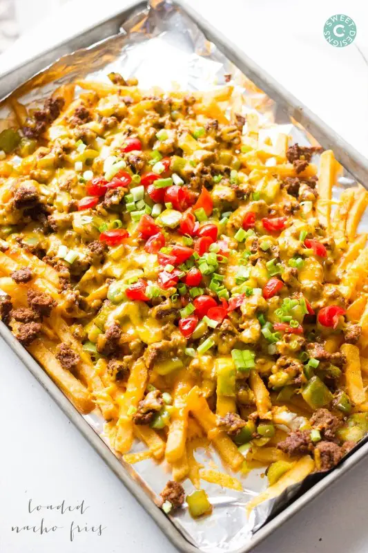 These Loaded Nacho Fries Are The Best Football Appetizer Ever!