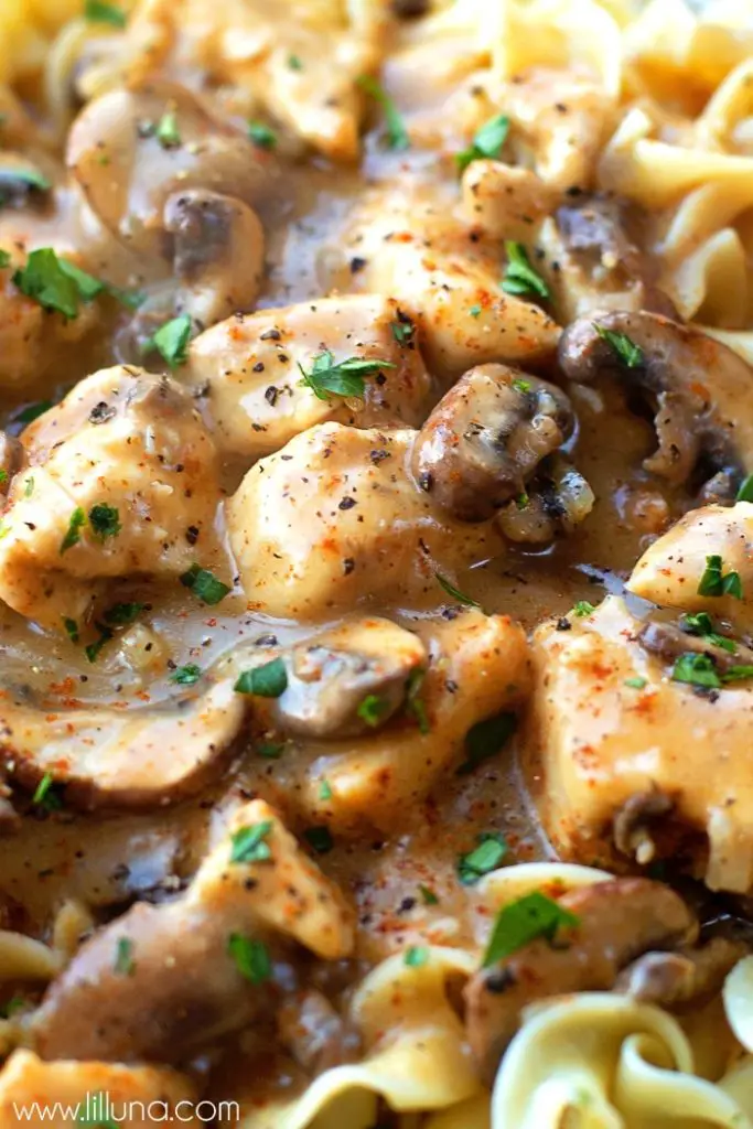 Very Tasty And Easy To Make Chicken Stroganoff