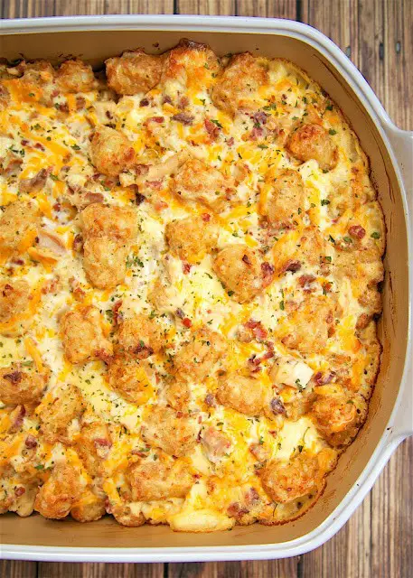 Unbelievably Yummy Chicken Tater Tot Casserole