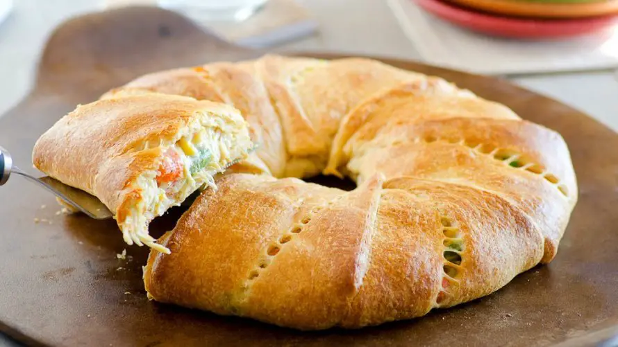 Chicken Pot Pie Crescent Ring