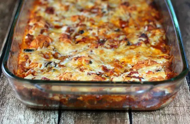  So Easy And Satisfying This Bubble Up Pizza Casserole Is Amazing