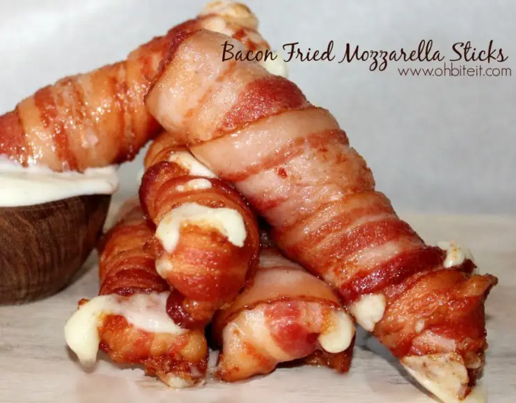 These Mouth-Watering Bacon Wrapped Mozzarella Sticks Will Be The Hit Of Any Party