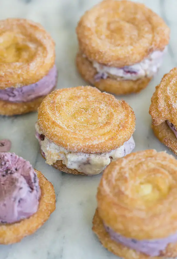 These Fabulous Churro Ice Cream Sandwiches Are Super Tasty And A Crowd Pleaser