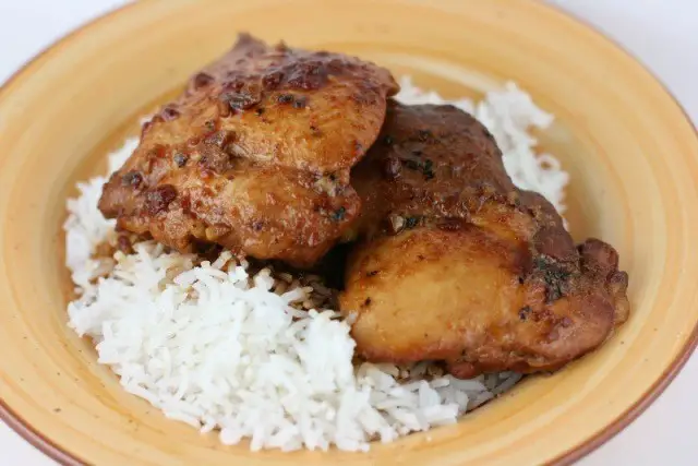 Super Easy And Delicious Honey Garlic Chicken Slow Cooker