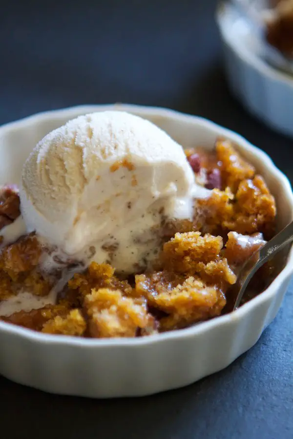 Super Simple Pumpkin Pecan Cobbler Recipe For Your Fall Dessert Table