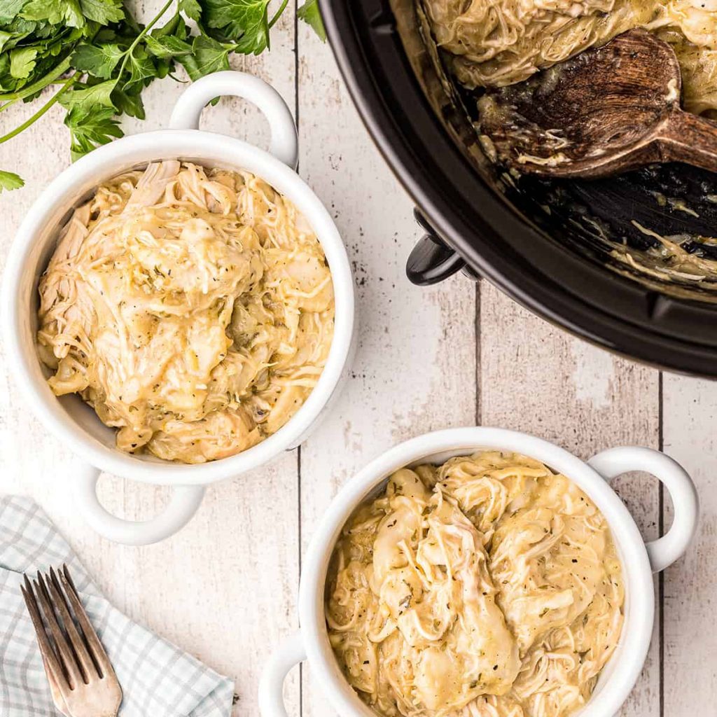 Slow cooker chicken and dumplings with frozen dumplings