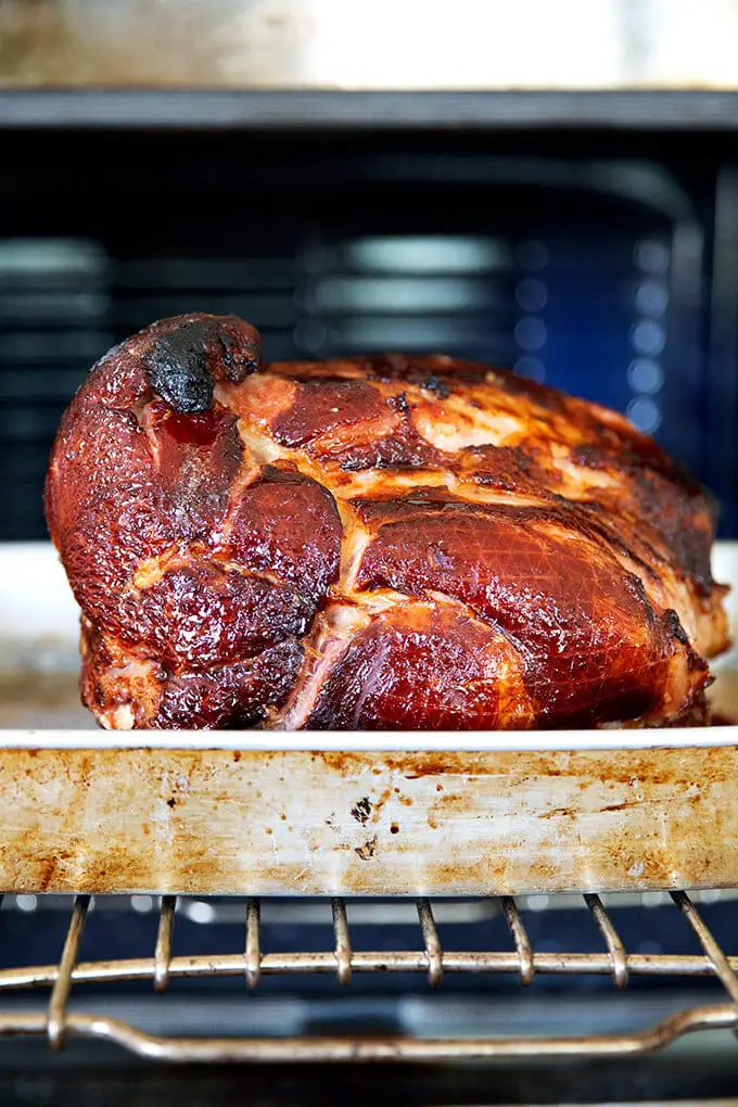 Simple Baked Ham With Brown Sugar Glaze